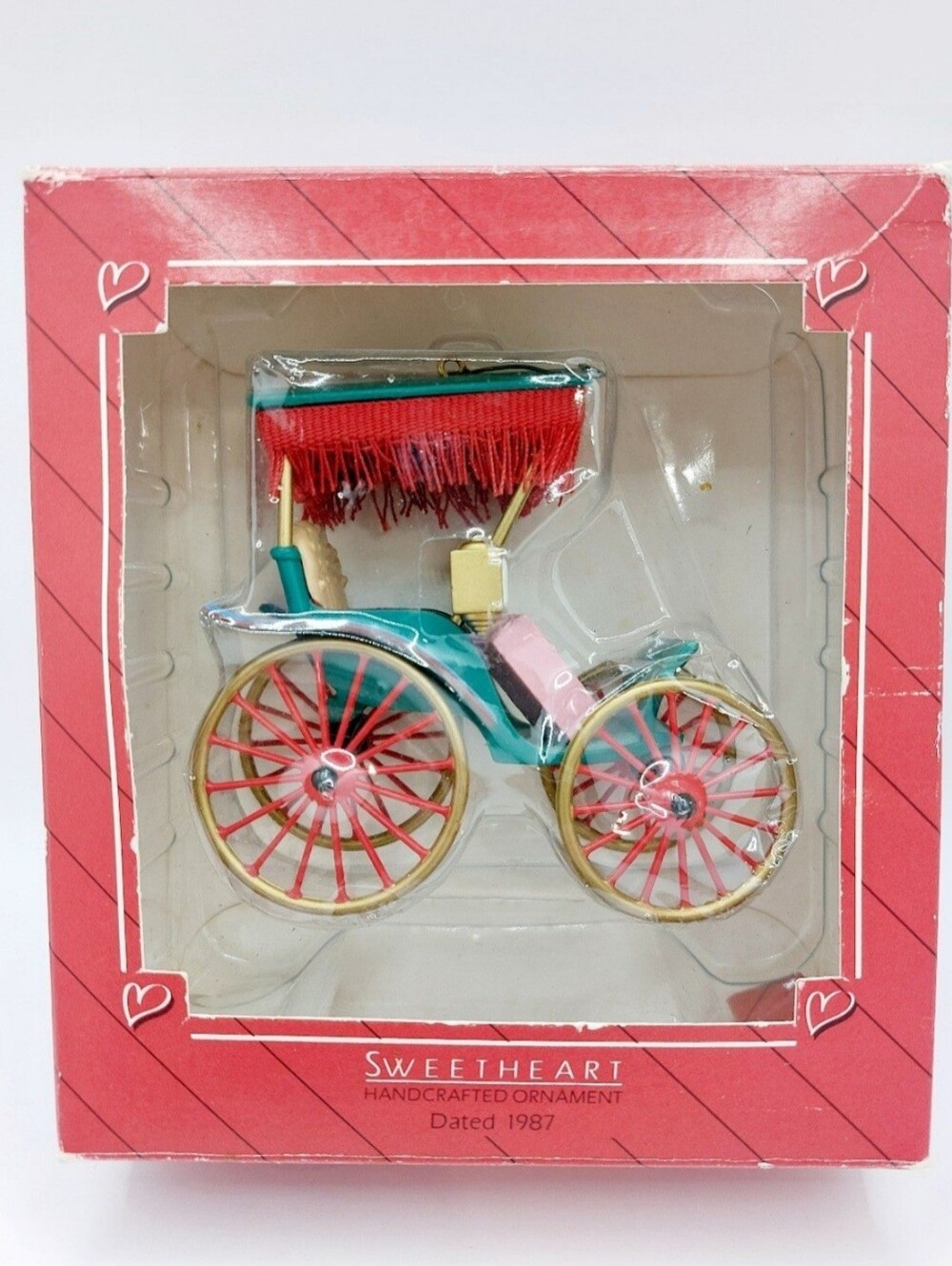 1987 Hallmark Keepsake Sweetheart Surrey Carriage Ornament QX447-9 Original Box